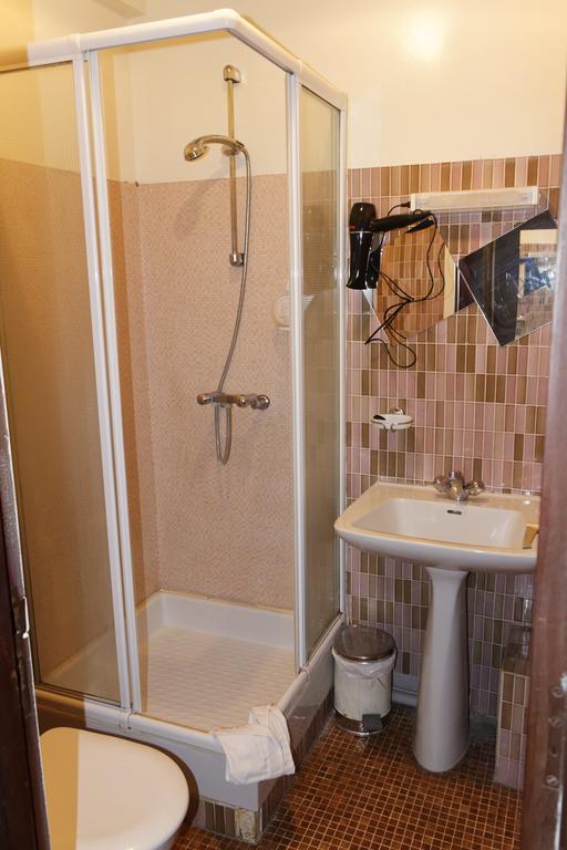 Hotel Le Relais Eu (Seine-Maritime) Bagian luar foto