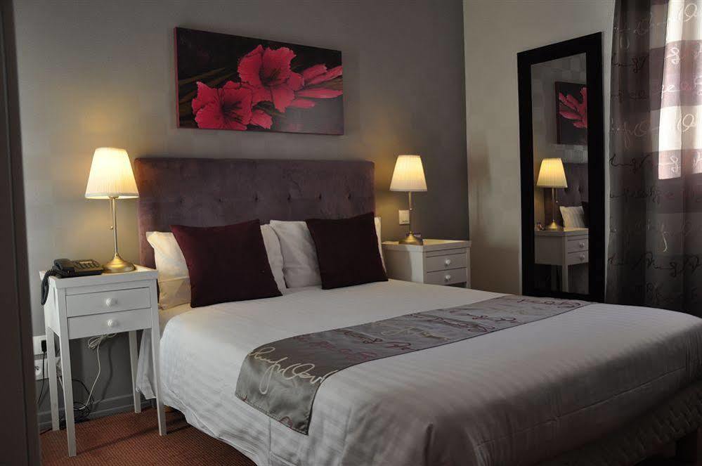 Hotel Le Relais Eu (Seine-Maritime) Bagian luar foto